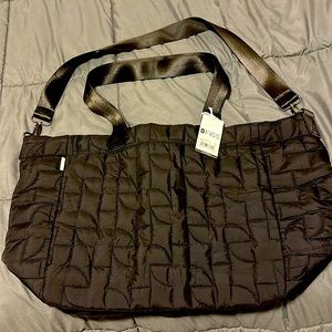 FIGS Black Quilted Puffer Tote. Never used.NWT in original packaging.